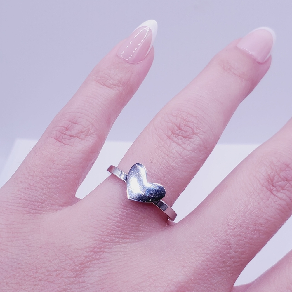 Silver Tone Heart Ring — Minimalist Romance & Modern Shine - Picture 2 of 3